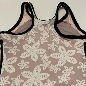 Honeycomb Leotard. Brand new. Size Child Large.